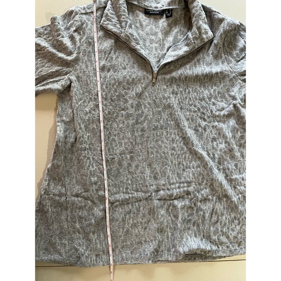 Susan Graver Weekend Burnout Jacquard Knit Half-Zip Top GRAY NWOT SIZE M - Picture 8 of 9